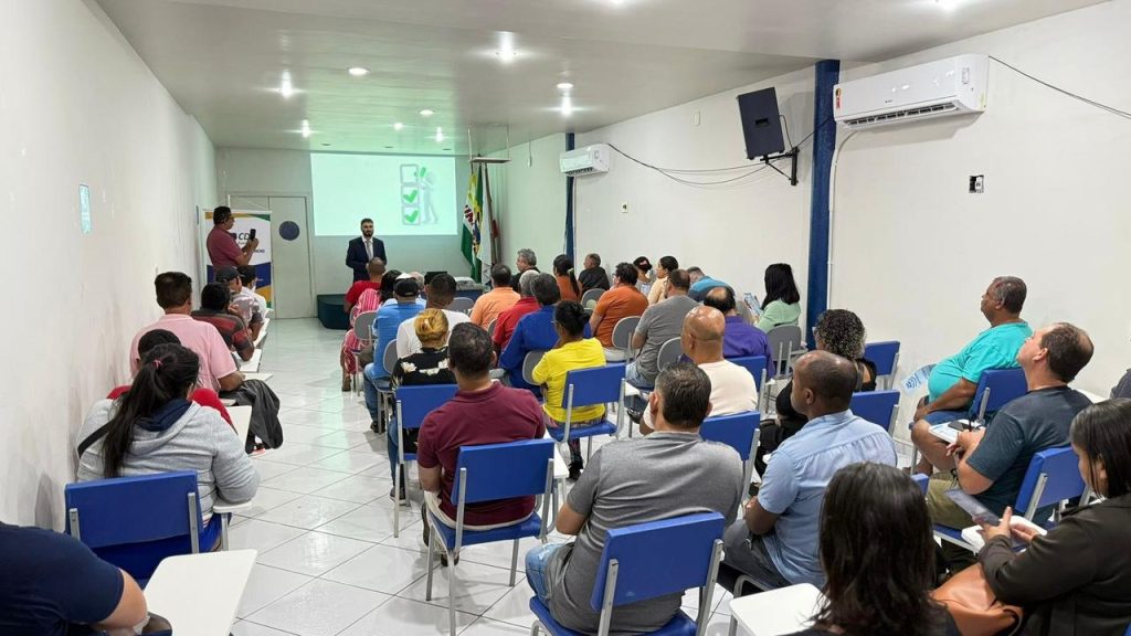 Prefeitura de Eunápolis promove capacitação para ambulantes com foco em boas práticas e segurança alimentar