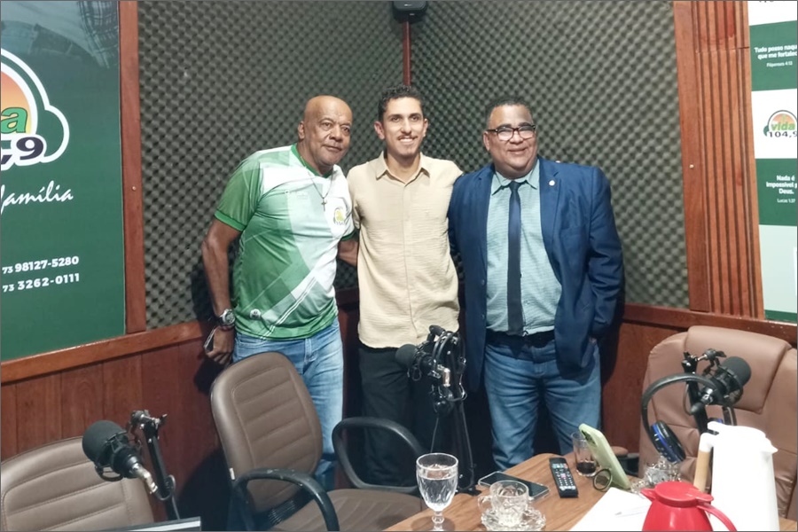Café com Direitos, um verdadeiro programa de rádio! Jota Batista entrevista o juiz Vinícius Nascimento