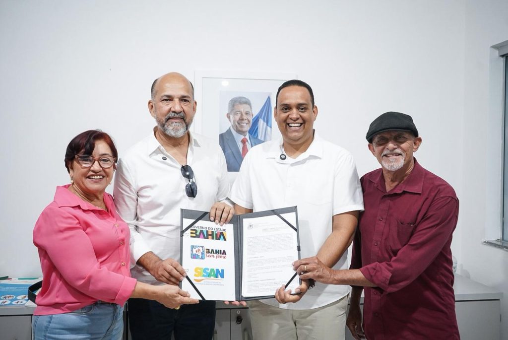 Eunápolis: Prefeito Robério anuncia implantação de 4 Cozinhas Comunitárias que garantirão 800 refeições diárias a famílias em situação de vulnerabilidade