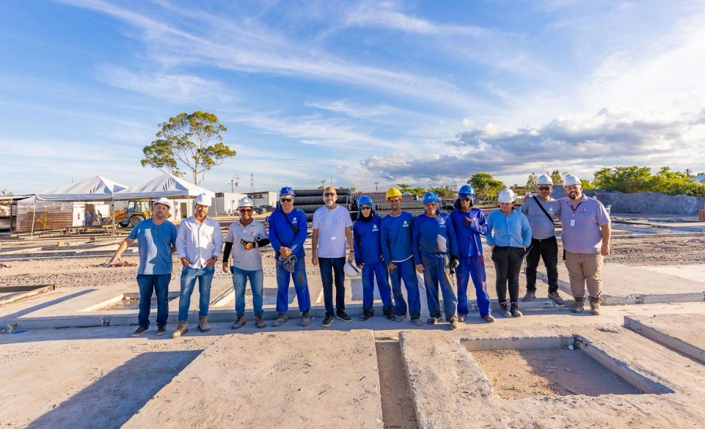 No dia de seu aniversário, prefeito Robério apresenta obras de cerca de 500 casas do Minha Casa, Minha Vida