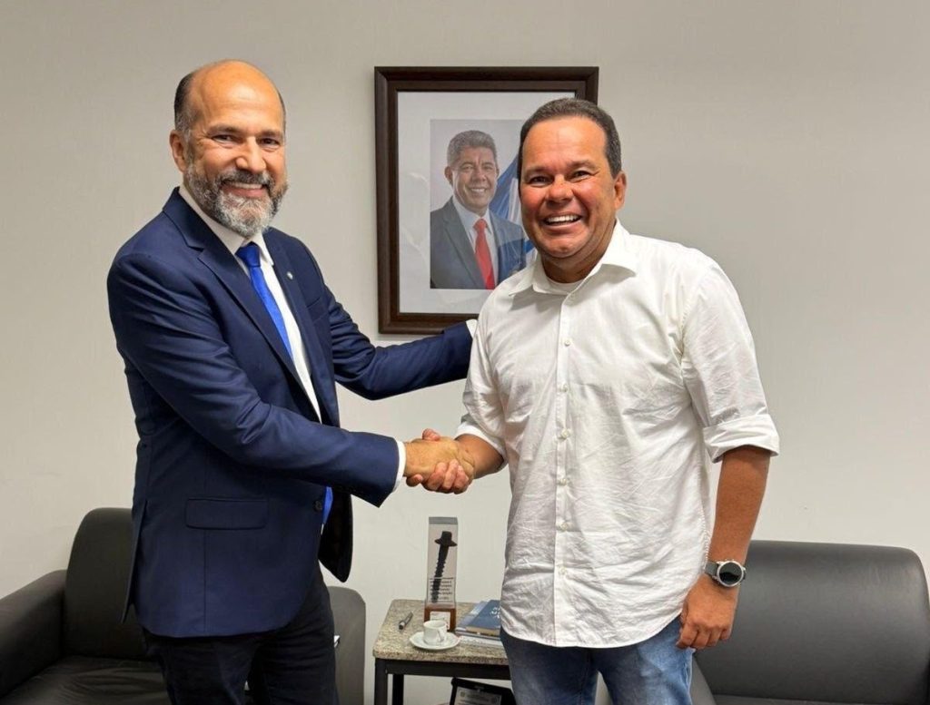 Robério se reúne com vice-governador, articula investimentos e firma parceria com o SENAI para mais de 300 vagas em cursos profissionalizantes