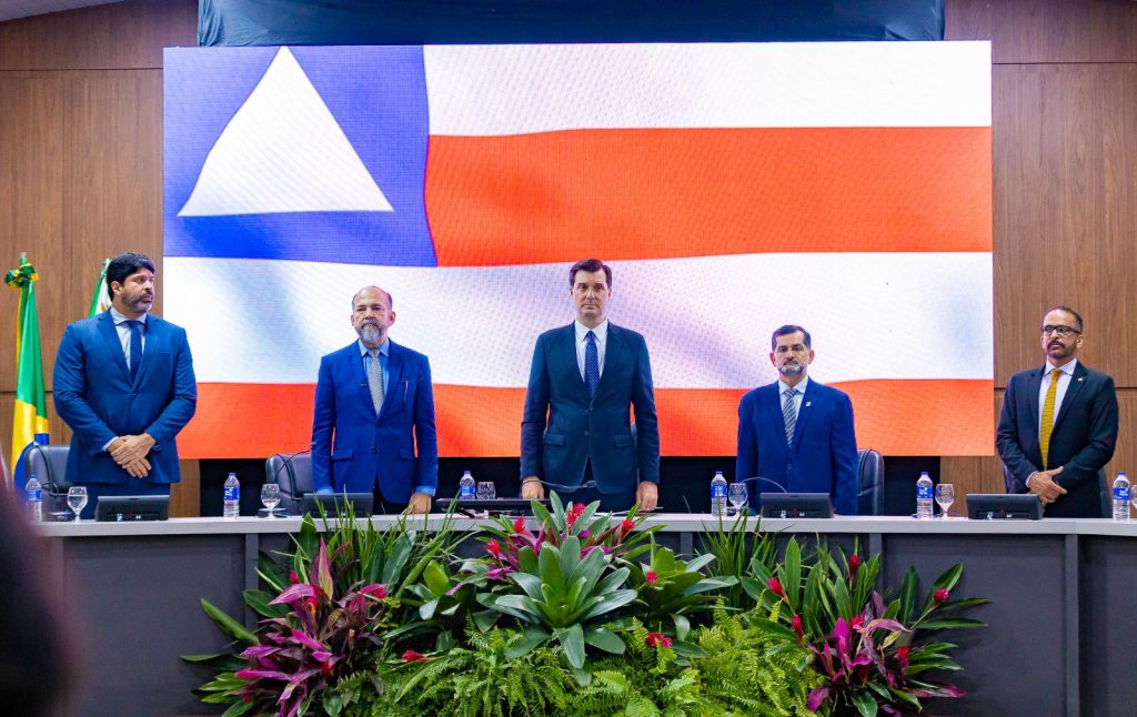 Prefeitura de Eunápolis destaca parceria com o MPBA durante cerimônia de instalação da PGJ Itinerante