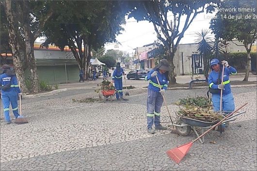 Prefeitura de Eunápolis intensifica força-tarefa para total recuperação da áreas atingindas após vendaval
