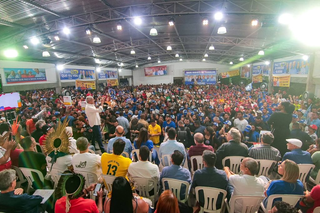 Grande público prestigia plenária do PGP 2026 em Eunápolis